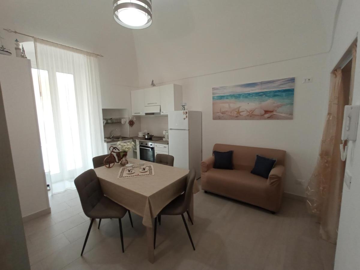 Casa Vacanze Iremia Полиньяно-а-Маре Экстерьер фото